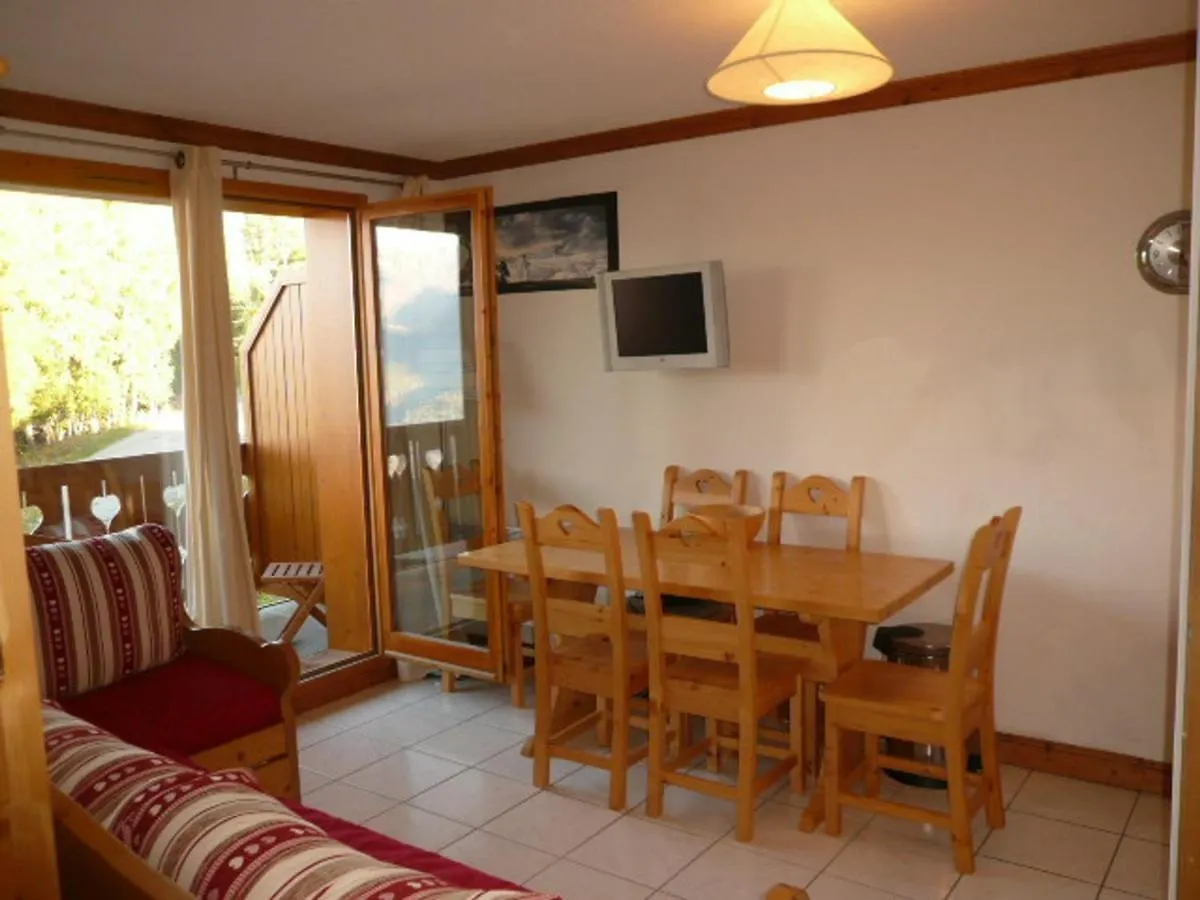 Apartment Appartement Renove Ski Aux Pieds A La Plagne, 2 Chambres - Fr-1-181-2441 France